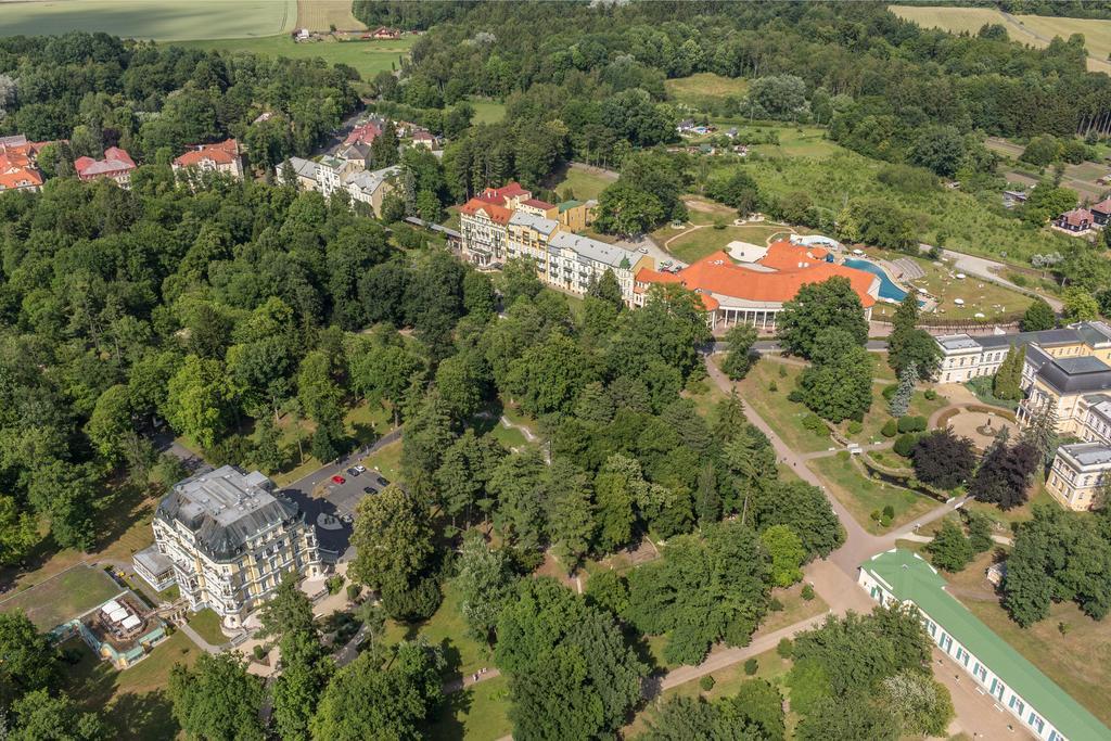 Spa Resort Pawlik-Aquaforum Франтишкови-Лазне Экстерьер фото